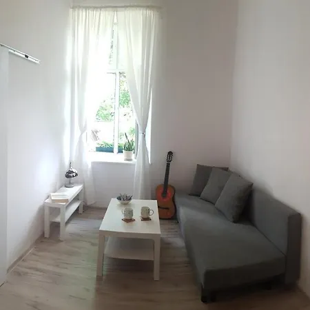 Przytulne Mieszkanie W 150- Letnim Palacu * Rogawica
