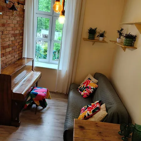 Apartmán Przytulne Mieszkanie W 150- Letnim Palacu *